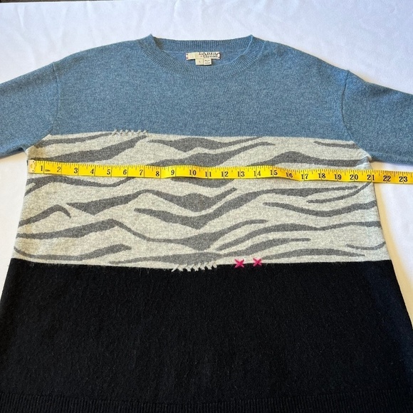 Label + Thread Luxe Anti-mix crew tiger print wool and cashmere sweater - Picture 4 of 11